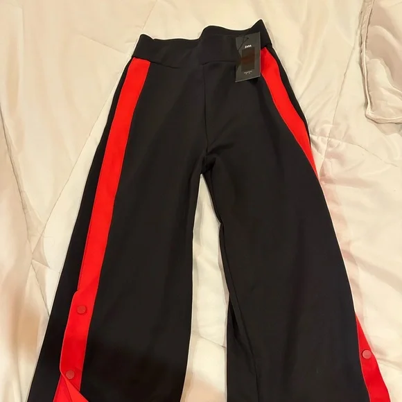 Black and Red Pants button sides - Picture 2 of 4